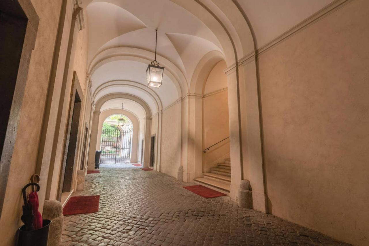 Palazzo Pamphili Lecca Di Guevara Roma Exterior foto